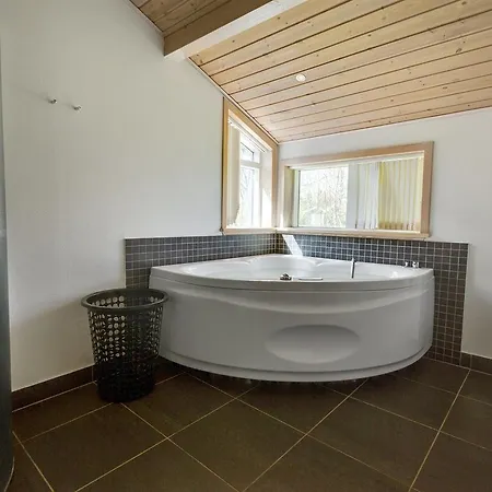 度假居 Three-bedroom Holiday In Hals